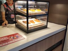 面包甜点陈列柜-肯德基(渔阳店)