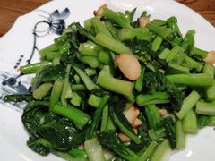 -东来菜馆•手抓海鲜家常菜•海鲜锅贴(鸽子窝店)
