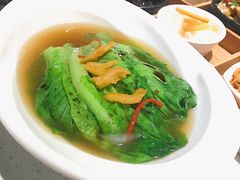 腩汁清汤菜心-新仙清汤牛腩(铜锣湾店)