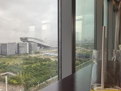 -深圳国际会展中心希尔顿酒店(前海华发冰雪世界店)