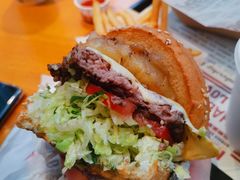 -The Habit Burger Grill 哈比特汉堡(复兴soho店)