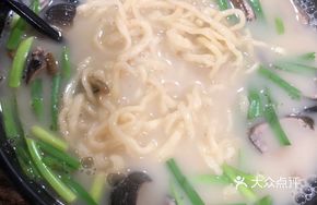 White Soup Eel Noodles