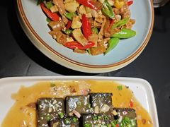 -桥边小楼·手工云南菜·古城观景小楼