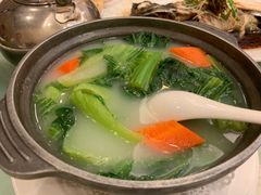-东豪园林海鲜酒家(南港路辅路店)