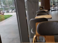 靠窗位-汉堡王(嘉定宝龙城市广场)