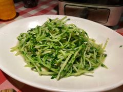 清炒豌豆苗-俭朴菜(鲁磨路店)
