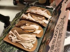 -芸山季·云南山珍菌火锅(人民广场来福士店)