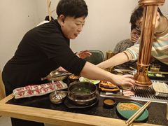 -臻牛烤肉
