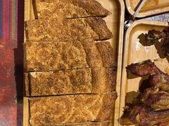 -乡村馕坑肉·烧烤·新疆菜·本地人更爱吃(阿勒泰首店)