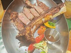 炙烤安格斯厚切战斧牛排-米德维奇俄式西餐厅(西六道街店)