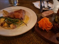 -羽深肉铺 Steak & Wine