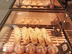 皇冠-酵墅·手感烘焙(印象汇店)