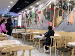 大堂-江城燕子大排档(江汉路步行街店)