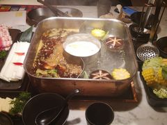红汤梭边鱼锅-新辣道鱼火锅(国瑞城店)