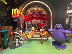 -麦当劳(南京路2店)