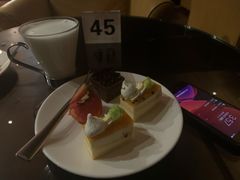 -广州天河希尔顿酒店