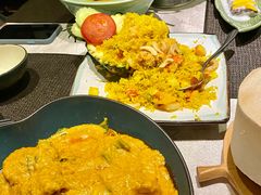 泰式菠萝海鲜焗饭-暹罗湾东南亚餐厅
