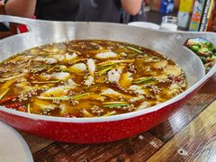 激情椒麻鱼-八张桌子(老店)