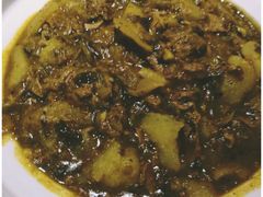 酸菜土豆牛腩煲-绿茶餐厅(华联万柳店)