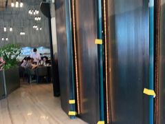 -WOLFGANG PUCK KITCHEN & BAR(迪士尼小镇店)