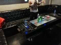 -蓝尊量贩(黄河路店)