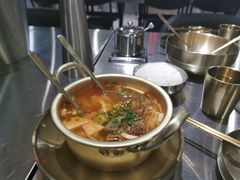 泡菜肥牛汤-本炙炭烤·蒲烧活鳗料理店(金沙洲店)