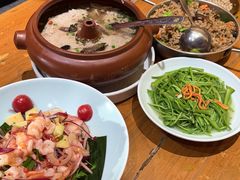 -老滇山寨•云南特色菜•地方菜•民族风情歌舞表演(金碧店)