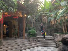 -铜锣湾·有麝自然香(重庆新天地店)