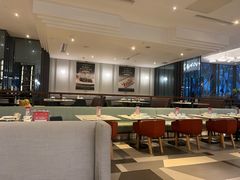 -港丽餐厅(高德置地店)