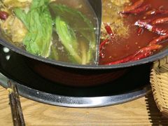 -巴卤社老火锅(财富店)