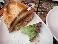 猪扒包-番茄屋葡式美食(总店)