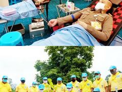 -皇家田广场(อนุสาวรีย์ทหารอาสา)