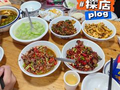 -笨罗卜浏阳菜馆(富家湾小区店)