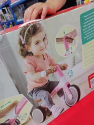 -逝水玩具折扣店