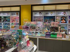 -泡泡玛特POPMART(万达店)