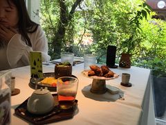 -春树下·树屋花房西餐厅(罍街AS1980店)