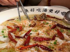 -江渔儿酸菜鱼(映月湖环宇城店)