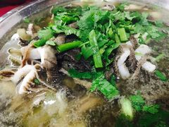 -谢老五跷脚牛肉·非遗传承店