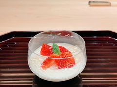 草莓培茶豆腐-晴空·日本料理(万象城店)