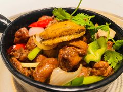 秘香鲍鱼鸡-领鲜天下·焗海鲜·花胶鸡(天目里店)