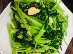 -亚忠小吃店(曾厝垵店)
