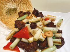 葱爆日式牛肉粒-利苑酒家(华熙国际店)