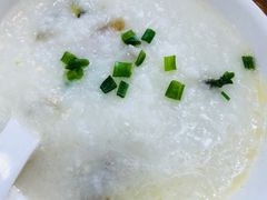 皮蛋瘦肉粥-广东小美食(果戈里大街店)