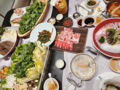 -红鼎豆捞·非遗鲍皇汤火锅(宝丰路店)