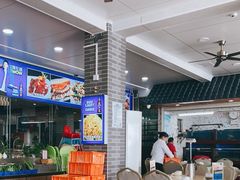 大堂-鹏城人家海鲜酒家·23年老字号(较场尾店)
