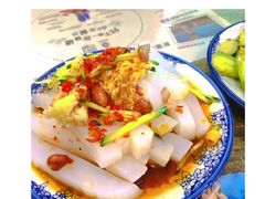-壹阁胡羊焖饼(特色小吃街店)
