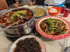 -牟记江湖特色重庆菜鱼蛋青蛙黄鳝海参(巴南区鱼洞鲁能店)
