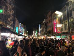 -六合夜市
