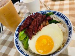 -新大咀港式茶餐厅(宝山万达店)