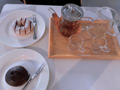 甜甜圈-今日艺术汇书店